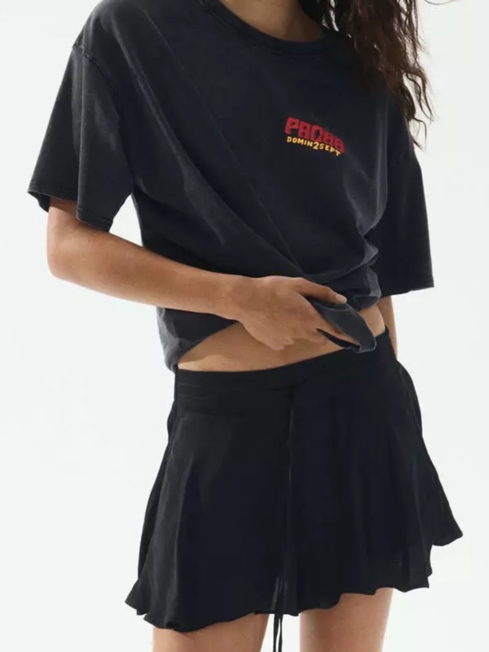 H&M Divided Women's Black Tassel Tie Waist Shorts Boho Casual - Picture 2 of 10
